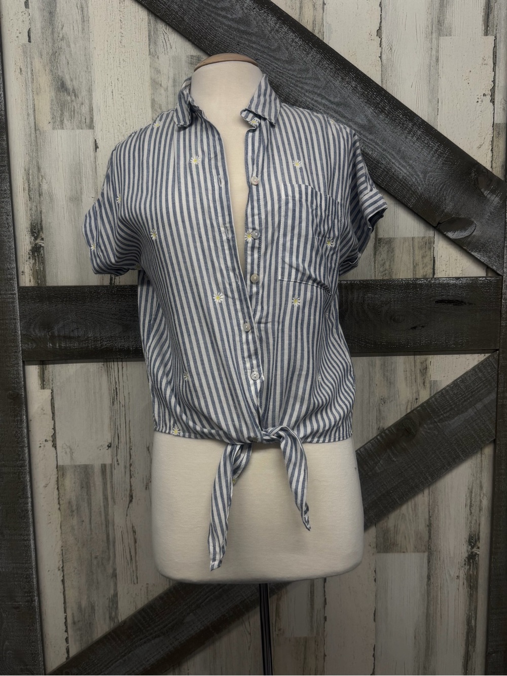 beachlunchlounge Blue and White Striped Tie-Front Short Sleeve Button-Down